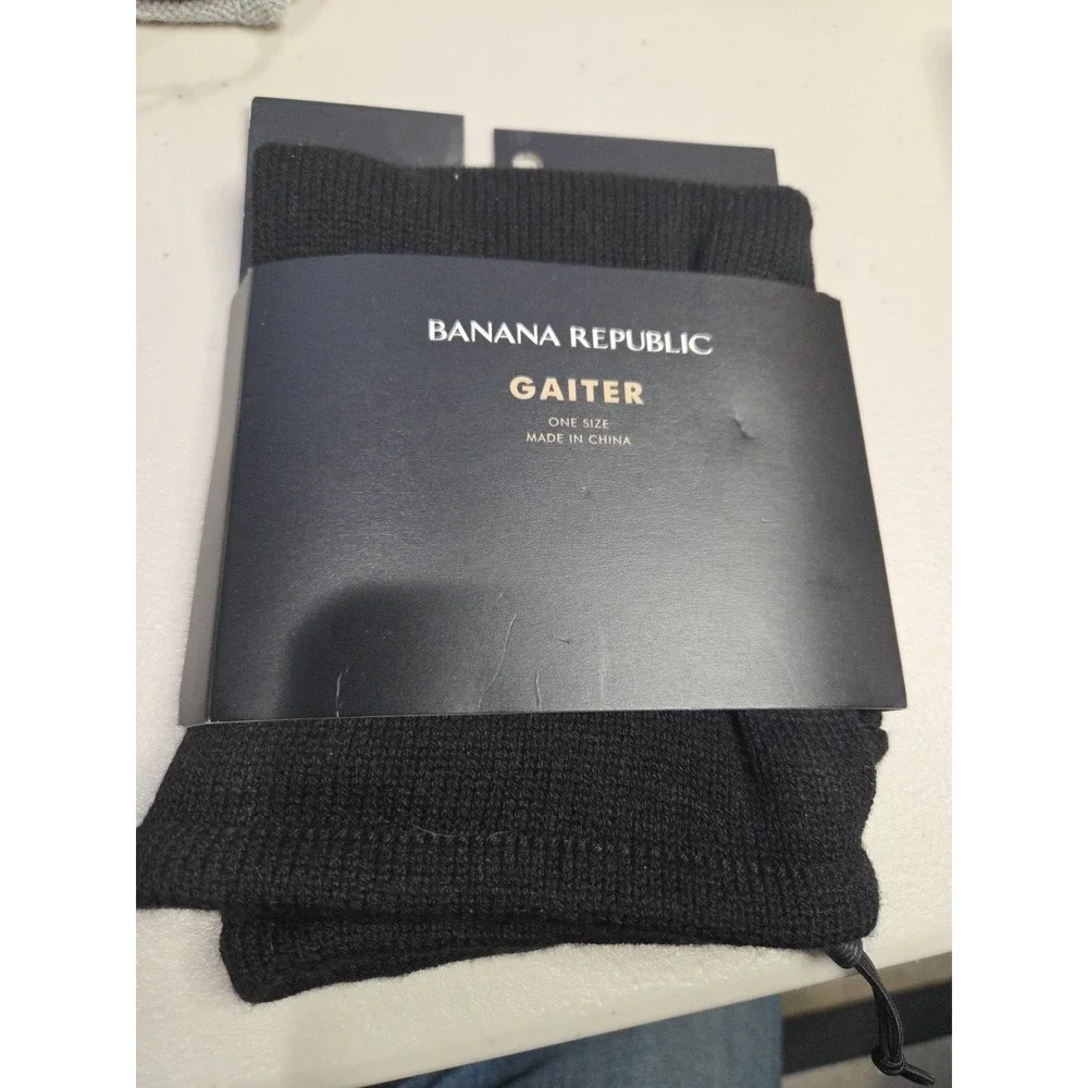 Banana Republic Black Neck Gaiter